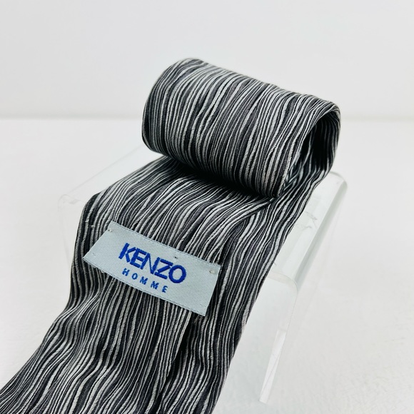 Kenzo Y2K Black And White Zebra Wavy Abstract Silk Formal Tie - Picture 4 of 7